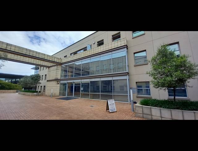 723M² OFFICE TO LET IN WOODMEAD